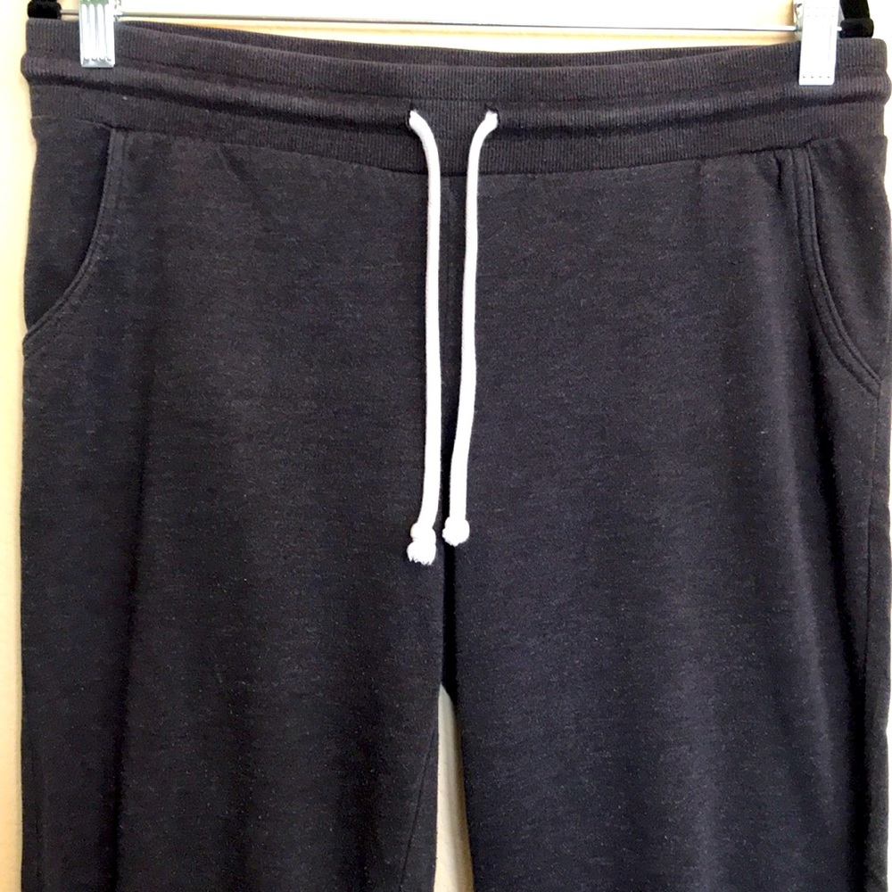 Drawstring sweat pants - Picture 3 of 6